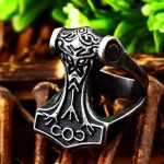 chevalière marteau de thor