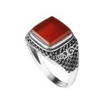 bague pierre carrée rouge