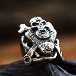 bague de tête de mort